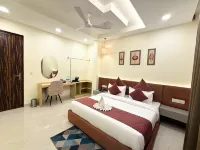 Nuri's Nest and Notch