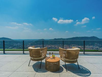 Pureview Luxury Suites