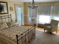 Taylor Edes Inn