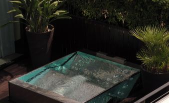 Five Seas by Inwood Hotels