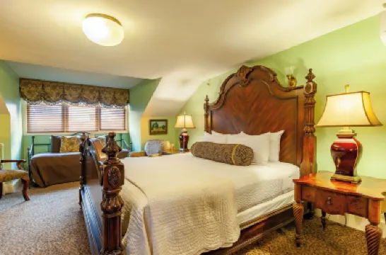 Ivy Lodge Hotels in 