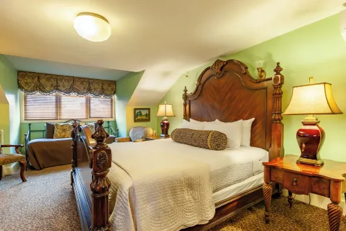 Ivy Lodge