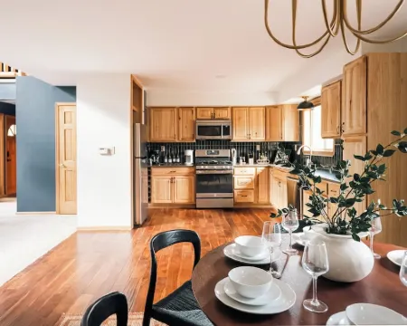 Bailey Escape - Hot Tub Game Room  4 Bed, 4 bath on 2.65 acres Hotels in Bailey