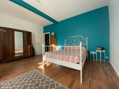 Entre Braud Saint-louis et Blaye, une Maison Comme une Parenthèse Hotels in Saint-Androny