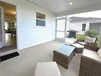 Well-Appointed 3br Cottage in Shady Brook - 2 Min Stroll to Pool, Golf Cart