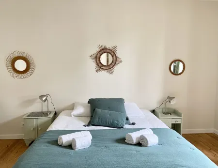 Charming house in the port of Sainte-Marine