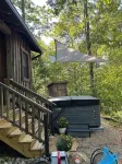 2-BR, 3 B 1860 hand hewn log cabin in peaceful setting Rutherfordton WiFi, AC