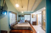 Enchanting certified - Angela's Place Hotels in Osbourn