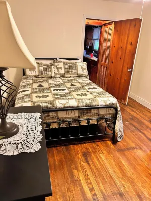 Charming 2-bedroom house near Millboro / Clifton Forge VA with WiFi