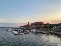 Starlake: A fully remodeled boutique style cottage Hôtels à : Williams Bay