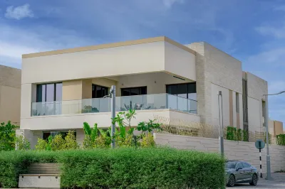 Luxury Holiday House Hotels in 