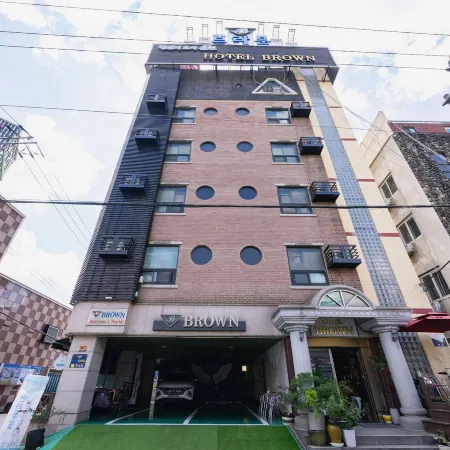 Brown Hotel