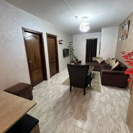 Luxury Downtown Apartment with Stunning View – 3 Bedrooms, Sleeps 8,  2 Bathroom