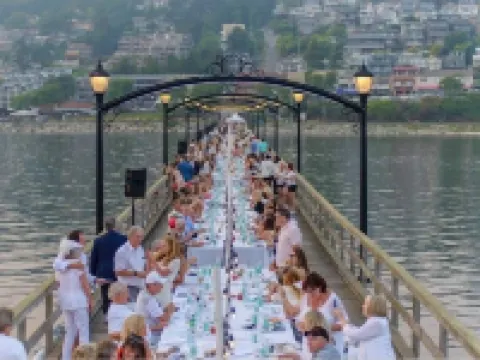 New Entire Guest Suite โรงแรมในไวท์ร็อค