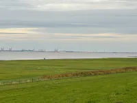 Vacation home Küstennebel directly by the sea Hotels in Butjadingen