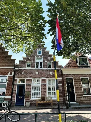 3-bedroom building in tranquil Medemblik with WiFi 메뎀브릭 호텔