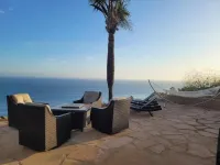Malibu Everafter 2 Adjoining  Guest Apartments Sleeps 8
