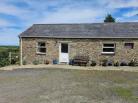 Welsh Coastal Cottage nr Llangrannog & New Quay with Donkeys & woodburner