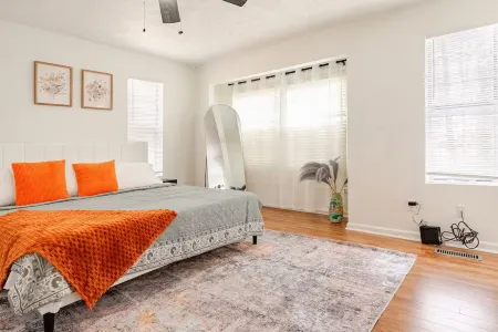 Charming 3-Bedroom Home in the Heart of Alpharetta – Walk to Avalon & Dining!