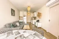 Très Joli T2 Refait à Neuf Avec Parking