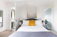 The Green Views for Contractors, Family/Couples, Tourists The Sounding Arch周辺のホテル