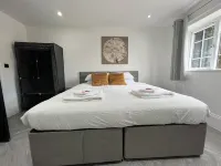 Stylish Flat in London, sleeps 4