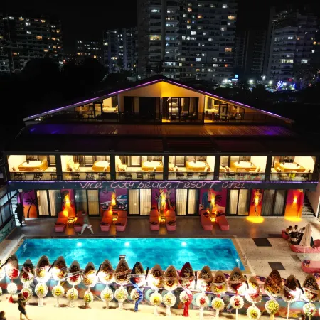 Vice City Beach Resort Otel