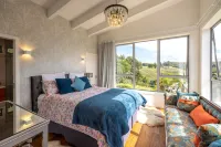 Vineyard Magic Be My Guest - the Perfect Romantic Retreat on Waiheke Island Hotels in Onetangi