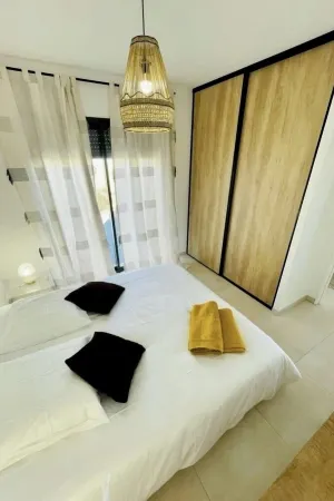 Villa with private pool, lentre_terre_et_mer Отели в г. Леччи