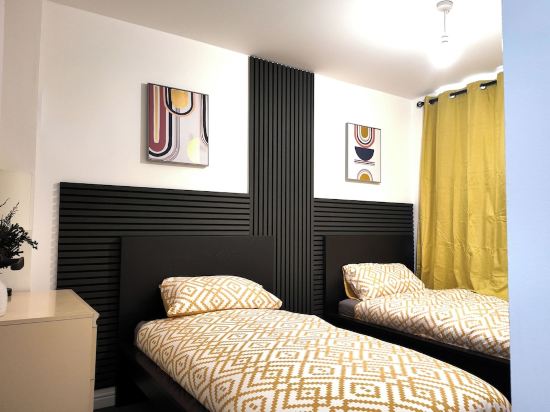 Spacious 3-Bed Near Northampton Uni & Town | Perfect for Groups & Families