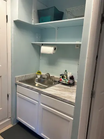 Modern Miami Oasis Near Downtown, Port, Wynwood, Design District & Airport! Отели в г. Уэст-Литтл-Ривер