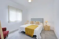 Comeback Hotel California Hotels in Calahonda