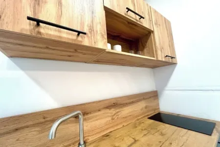 HONOR - Royal Retreat