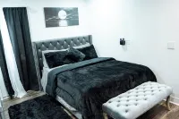 The Cozy Grey Haven 1BR Apartment in Reading.