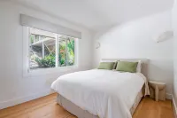 Sirius above Clareville Beach