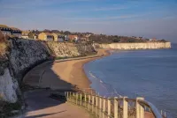 Apt 2, 15 Eastern Esplanade