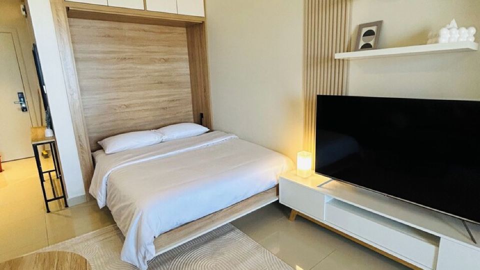 Seaview Sanctuary Studio, Experience the Luxury of Coastal Living