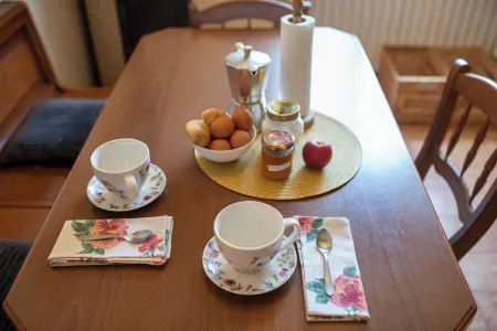 Rustic refinement in the Venetian countryside, pampered by hills and beaches. Отели в г. Силея