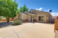 Family-Friendly Utah Home, Easy Access to Zion! - parking