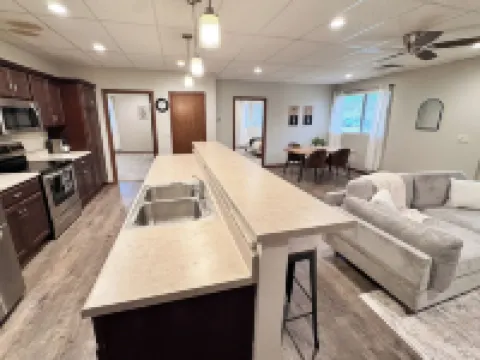 Beatrice Beauty - Remodeled 2 bed 2 bath in quiet neighborhood Hotels in Beatrice
