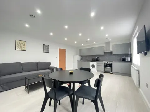 Newly Built Spacious 1 Bedroom Apartment