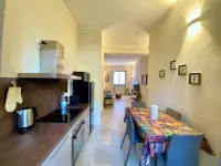 Como city apartment Giulio Cesare- Private parking