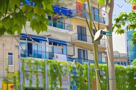 Marco Polo Party Hostel