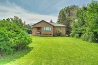 Walk to Arkansas Riverwalk Trail Cañon City Home - Pet-friendly