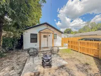 1BR Hideaway w/ Firepit, String Lights & Relaxing Outdoor Space
