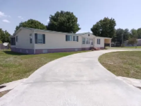 Charming 3 bedroom Florida Gator Camp 2.0 off the rim of Lake Okeechobee - BHR