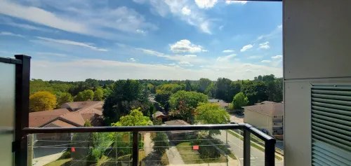 1 bedroom Condo in Waterloo with Balcony Hotels in Waterloo