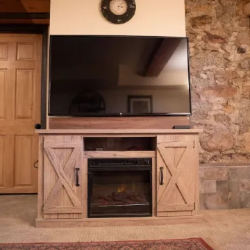 Providing a comfortable, home away from home experience for treasured guests.