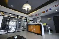 Grand Esie Service Apartment