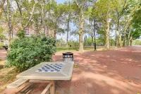 Walk to Hudson River Parks: Recently Renovated Apt فنادق في هوبوكين